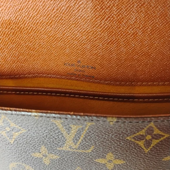 Louis Vuitton Musette Tango PM Shoulder Bag - Classic Monogram - Picture 11 of 17